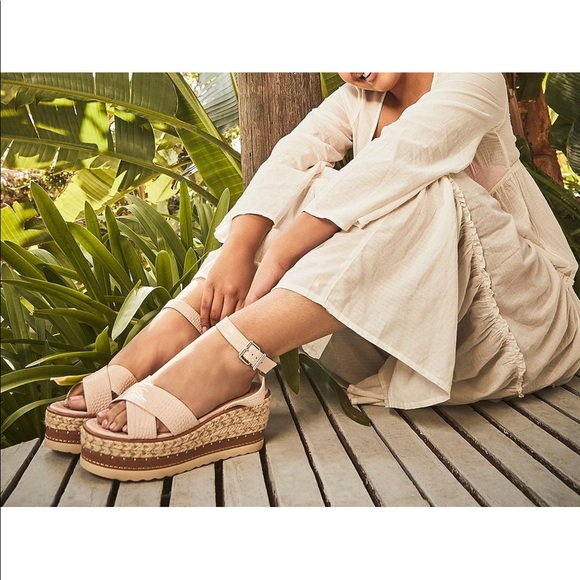 vince camuto espadrille wedges closed toe
